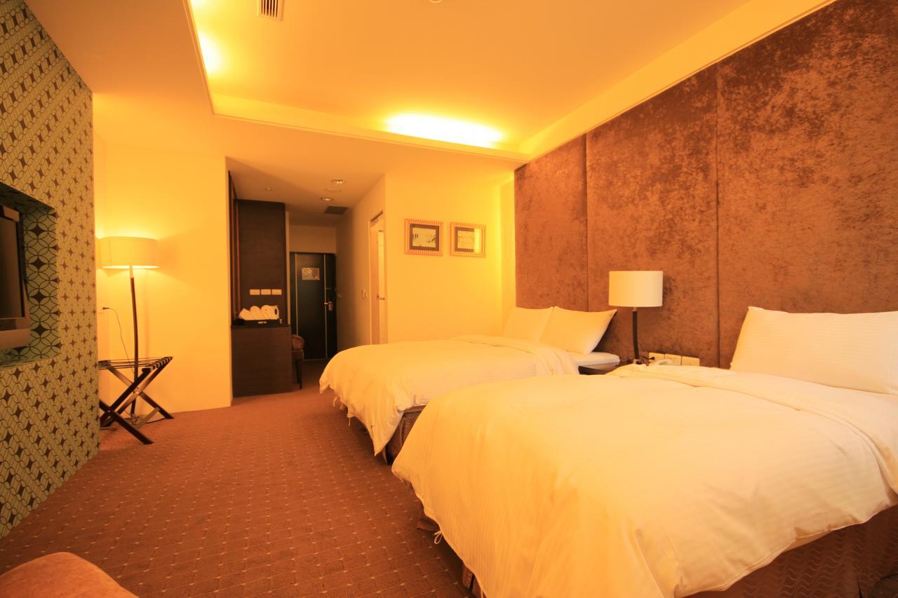 Mountain Fish Water Hotel Jiji Habitación foto
